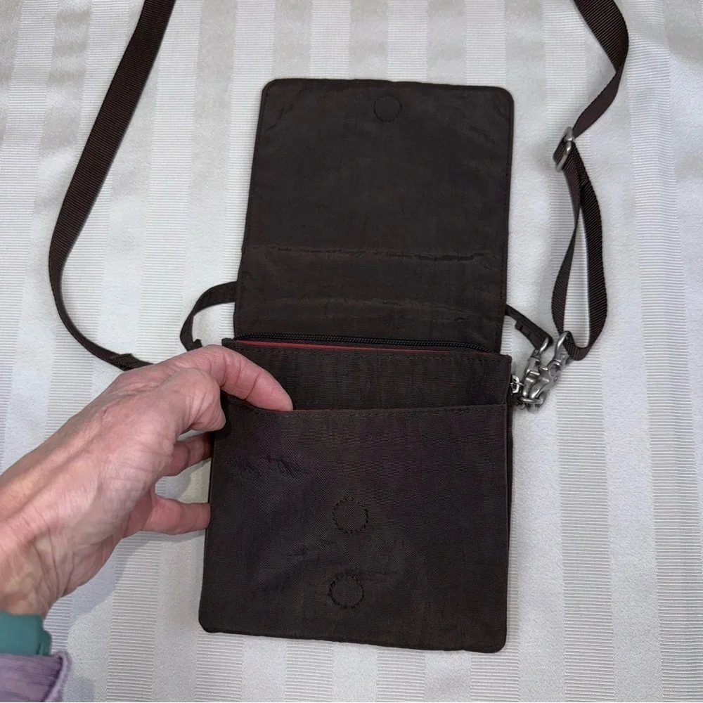 Baggalini Divide Brown Small Crossbody Purse Flap Magnetic Closure